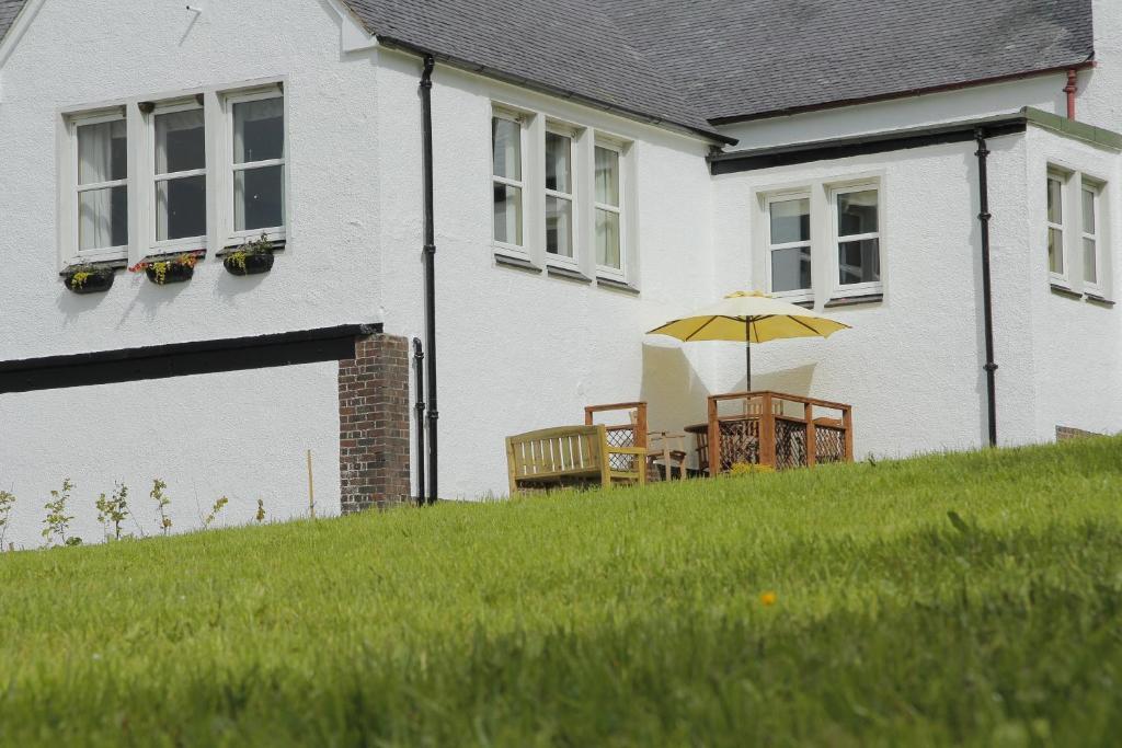 The Old School Bed & Breakfast New Cumnock Exterior photo